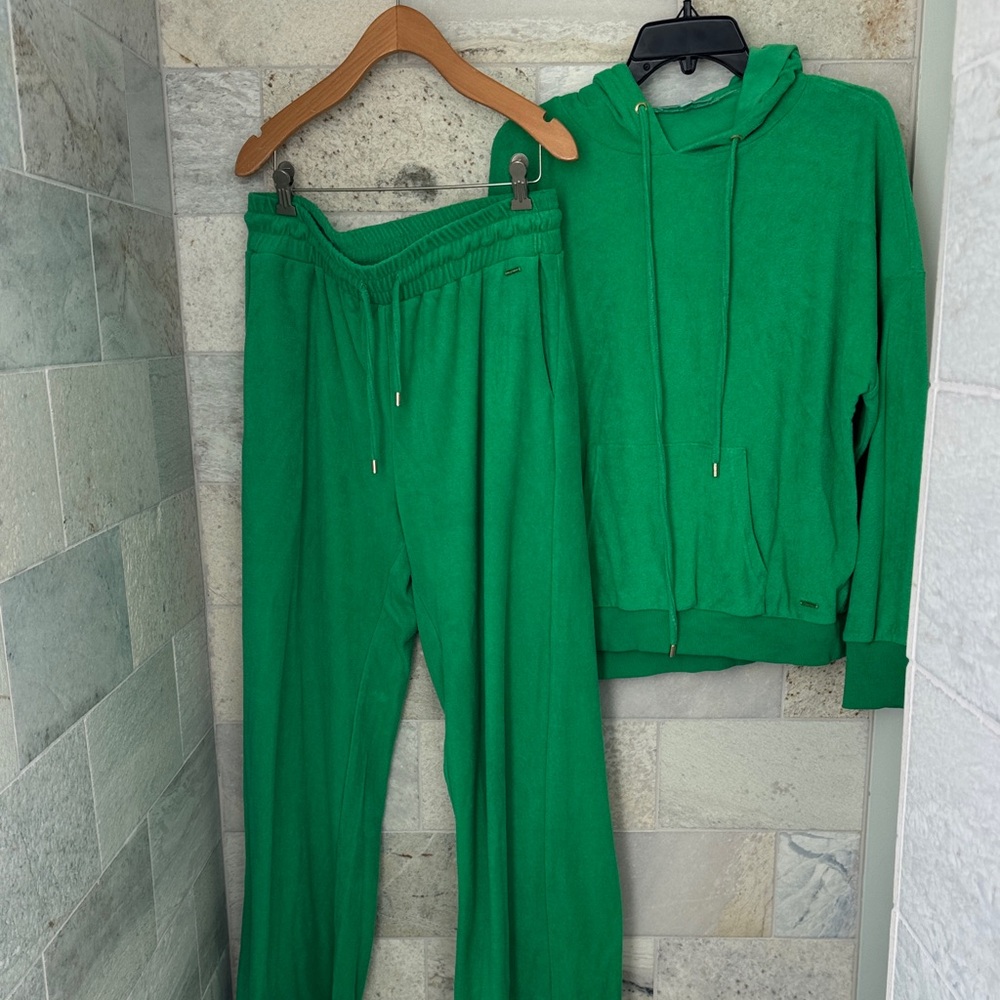 Melissa Odabash Vibrant Green Hoodie and Joggers Set